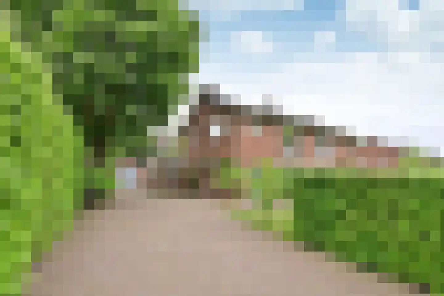 Van der Duyn van Maasdamlaan 28 in Huizen