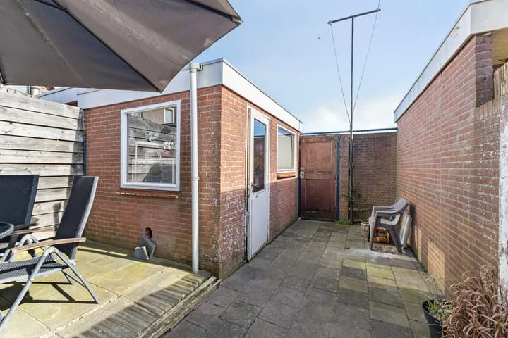van der Duyn van Maasdamstraat 13 Den Helder thumbnail 25