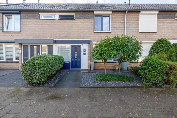 van der Duyn Van Maasdamstraat 16 in Veghel Foto