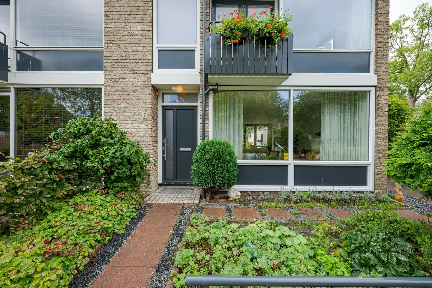 Van der Helmlaan 7 Leiden thumbnail 15