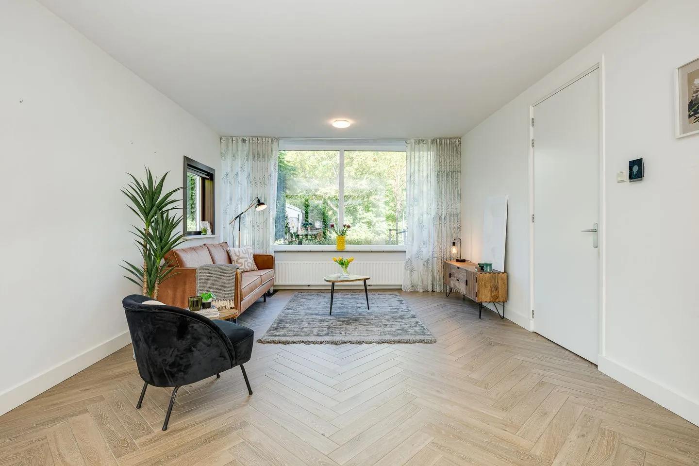 Van der Helmlaan 7 Leiden thumbnail 19