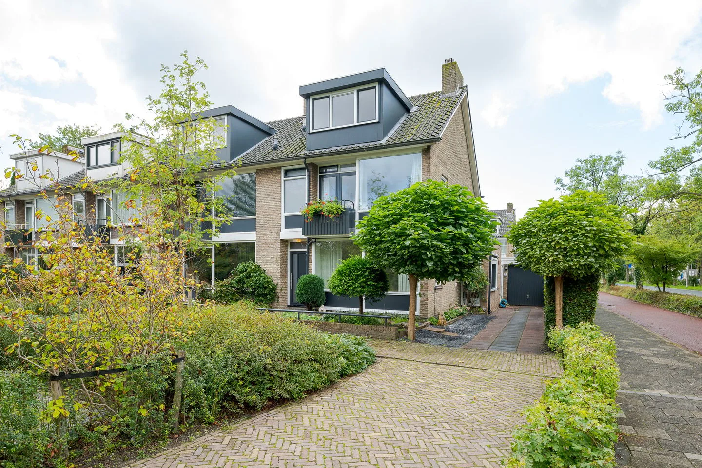 Van der Helmlaan 7 Leiden foto 2