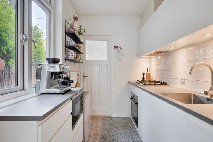 Van der Hoevenstraat 2 Leiden foto 3