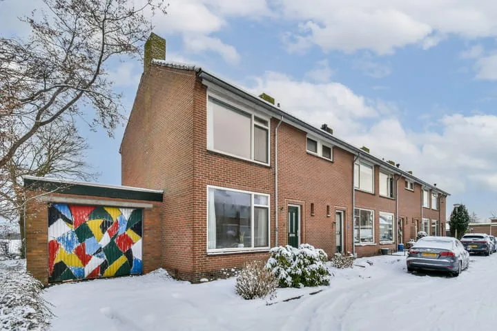 Van der Hoevenstraat 2 Wijngaarden foto 2