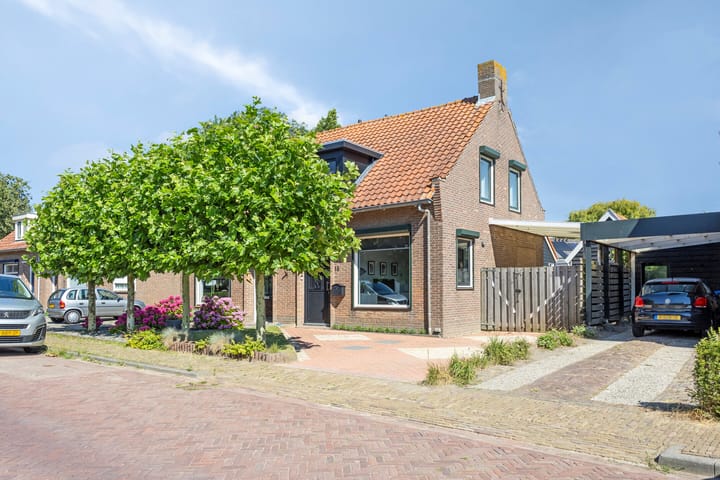 Photo of property van der Poest Clementstraat 15, Nisse