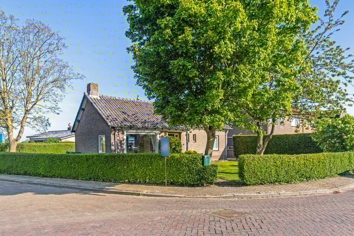 van der Poest Clementstraat 28 in Nisse Foto