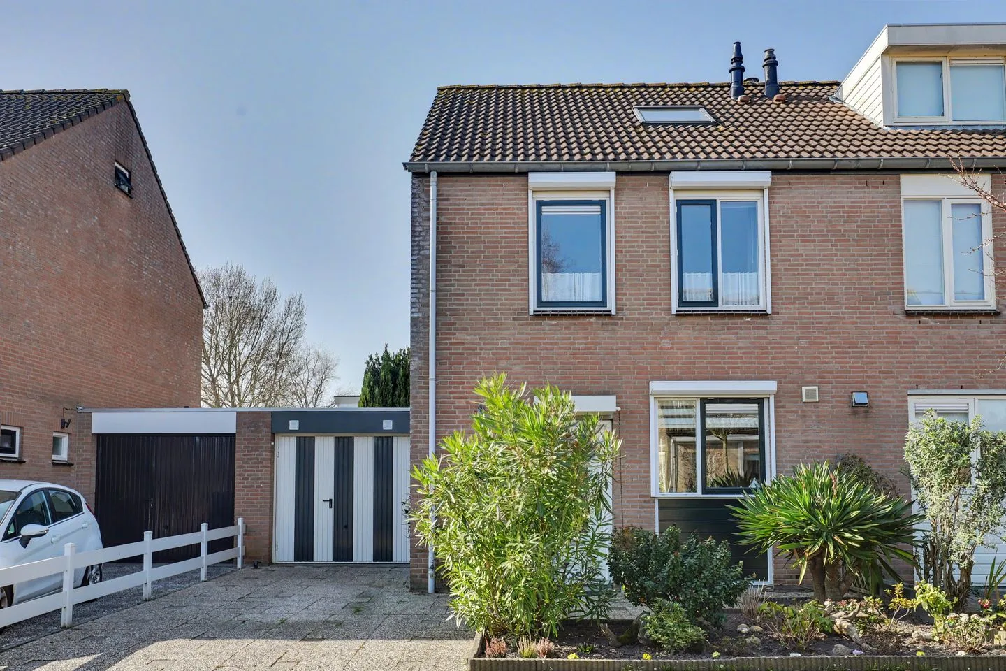 Van der Veerlaan 5 in Vlissingen