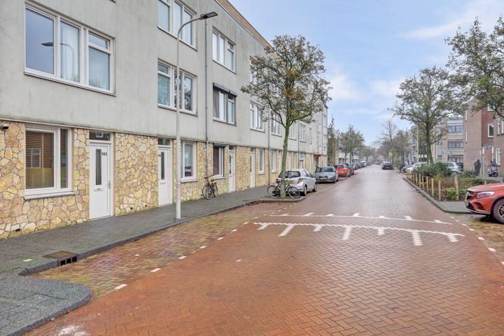 Van Dijckstraat 102 in 's-Gravenhage photo