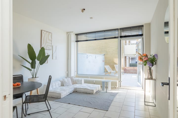 van Galenstraat 16 in Zandvoort photo