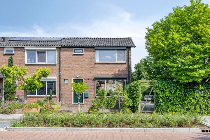 van Gelderstraat 2 in Terborg