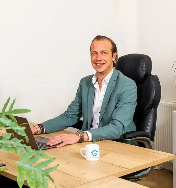 Team foto van Van Gulden Makelaardij | Uw wensen eerst | 9,5!