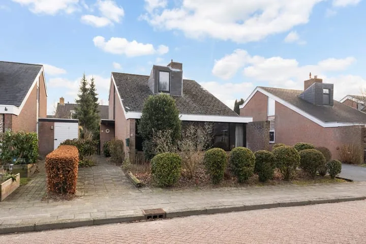 Van Haersmasingel 18 Oentsjerk thumbnail 8