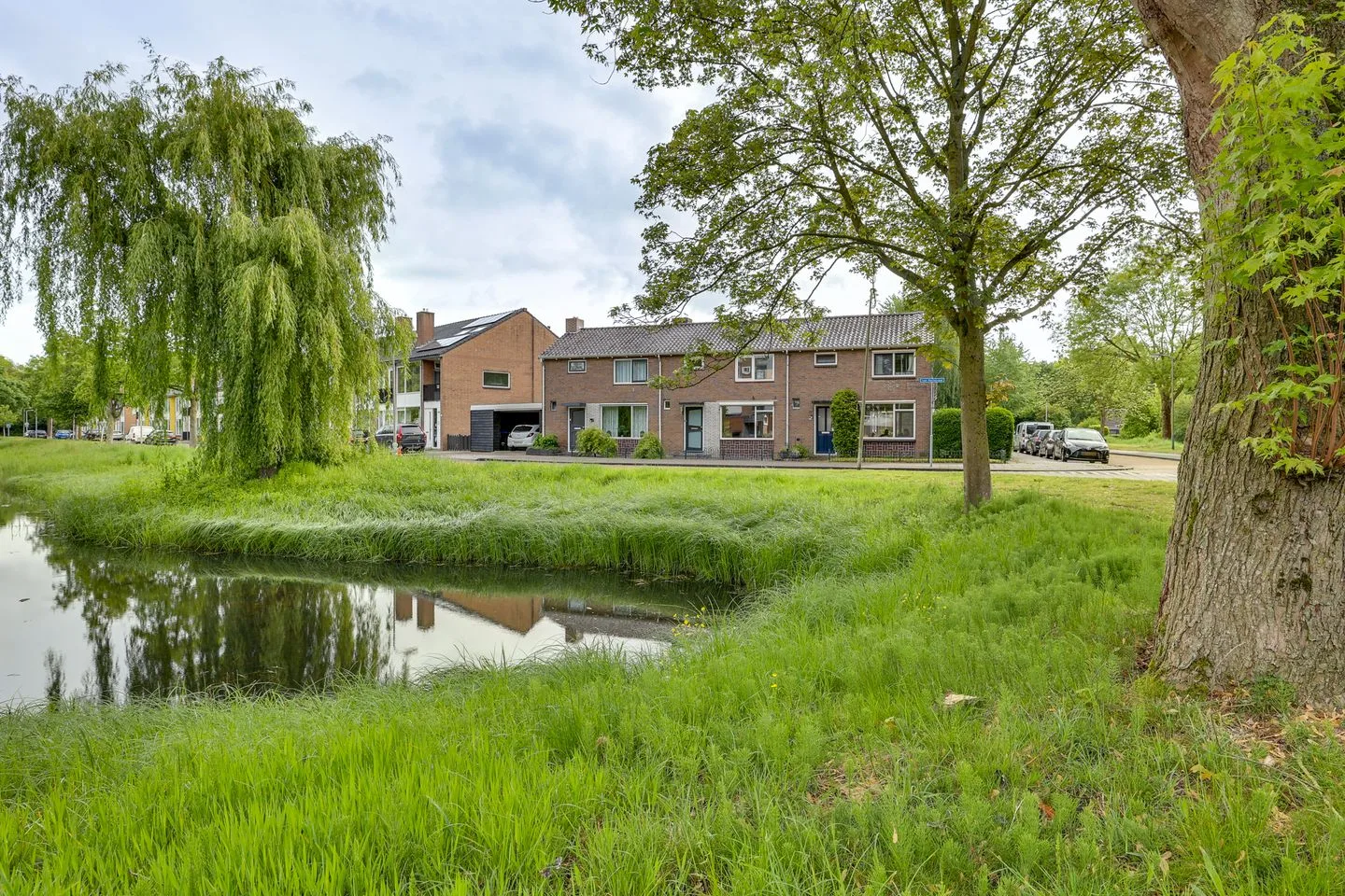 Van Hallstraat 2 in Meppel