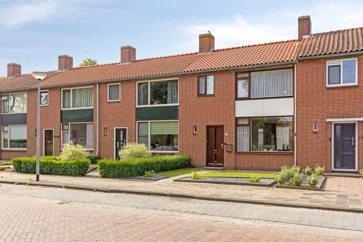 van Heemskerckstraat 21 in Hoogezand