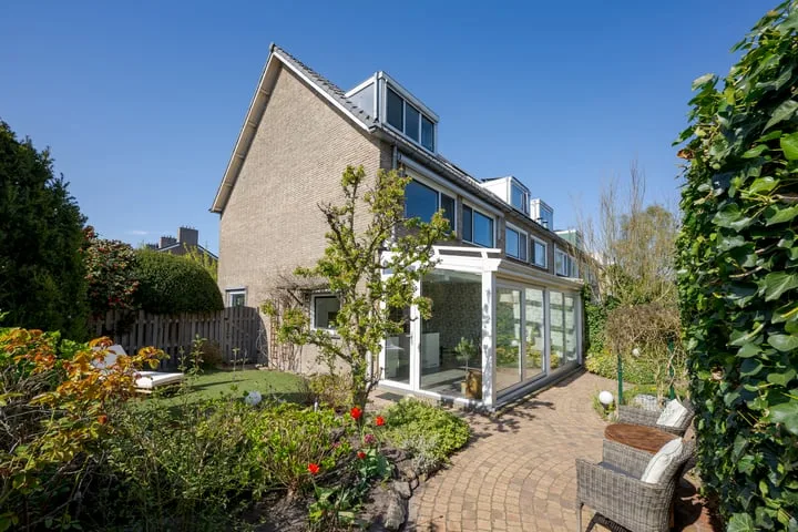 Van Helsdingenlaan 19 Voorschoten thumbnail 43