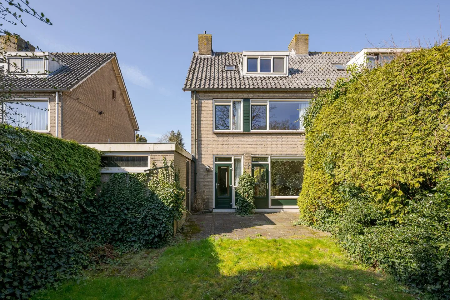 Van Helsdingenlaan 21 Voorschoten foto 2