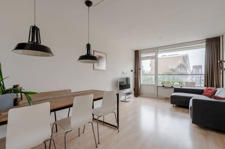 Van Heuven Goedhartlaan 422 in Amstelveen