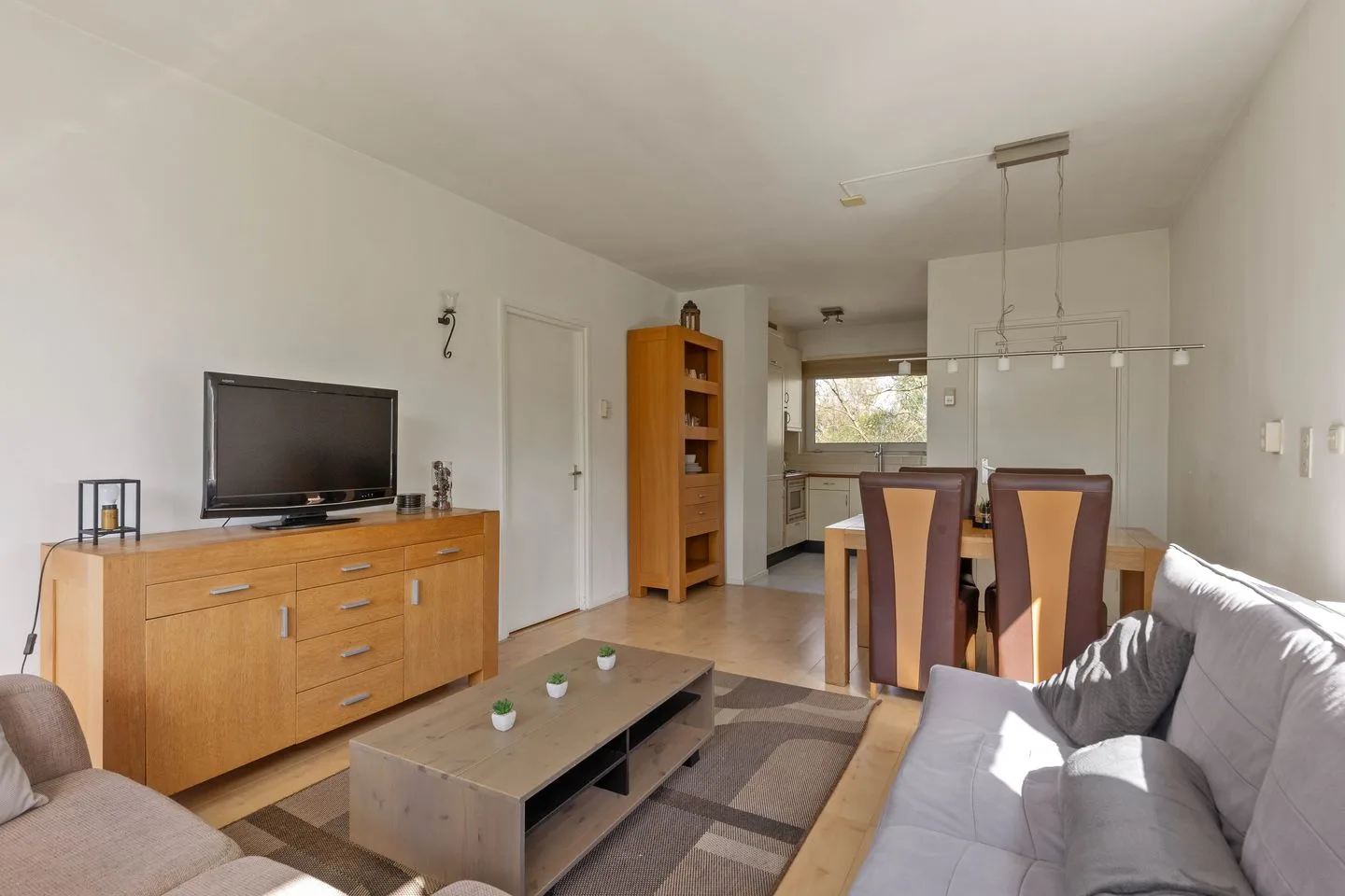 Van Heuven Goedhartlaan 428 in Amstelveen