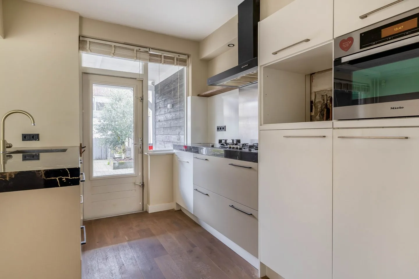 Van Houtenstraat 44 Bergen op Zoom thumbnail 12