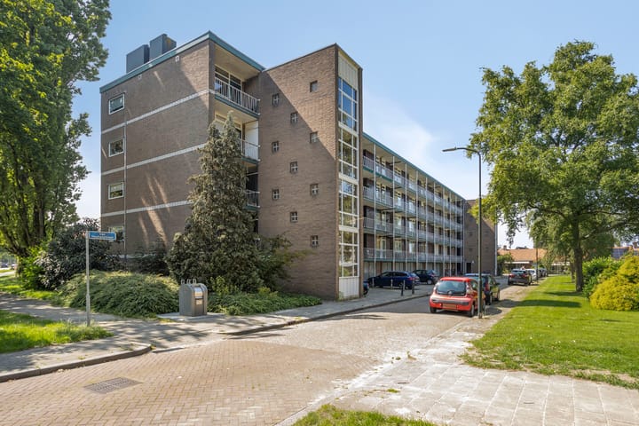 Van Houtenstraat 60 in Apeldoorn Foto