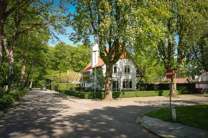 Van Houwelingenplantsoen 3 in Vught Foto