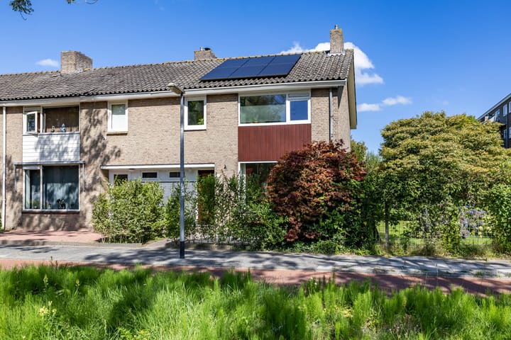 Van Ketwich Verschuurlaan 275 in Groningen Foto