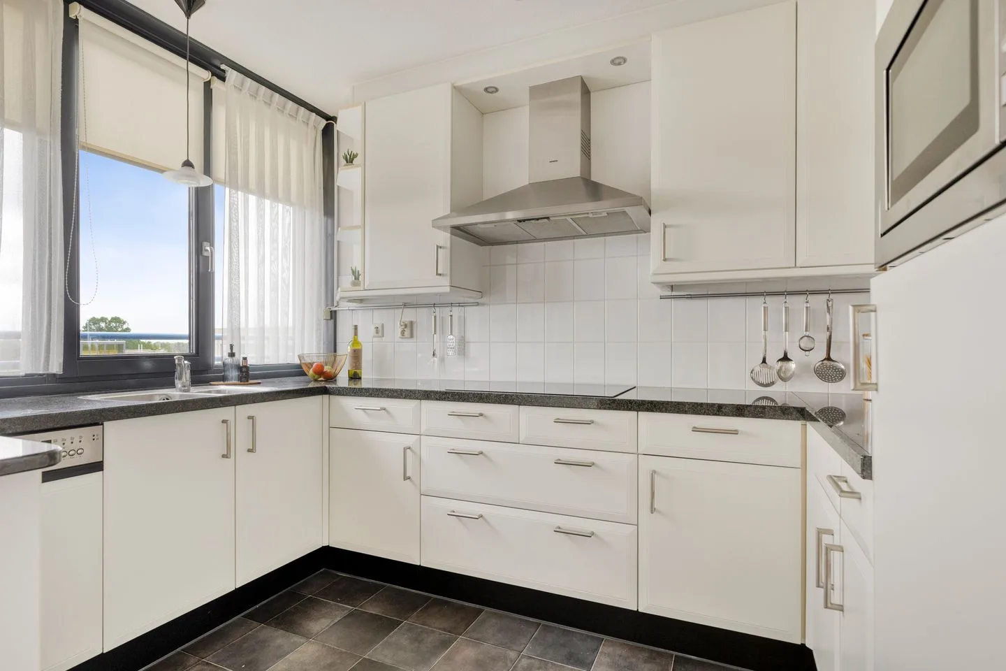 Van Leeuwenhoeklaan 416 Roosendaal foto 3