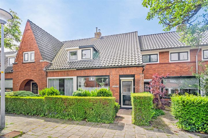 Van Leeuwenhoekstraat 32 in Den Helder Foto
