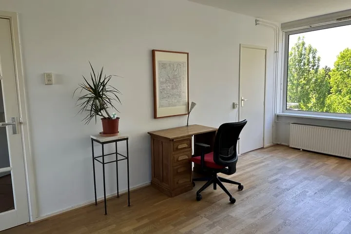 van Leeuwenstraat 128 Voorburg thumbnail 9