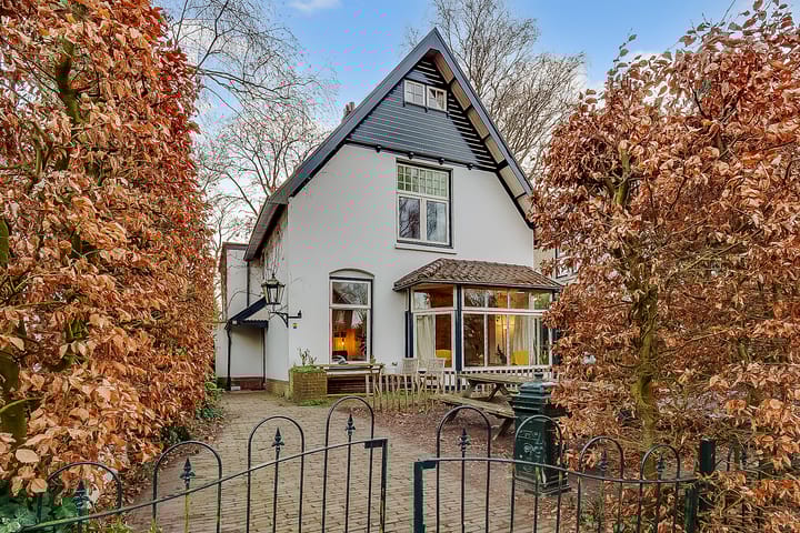 Van Lenneplaan 13 in Hilversum