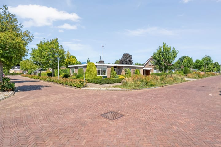 Van Lentestraat 8 en Dalfsen foto