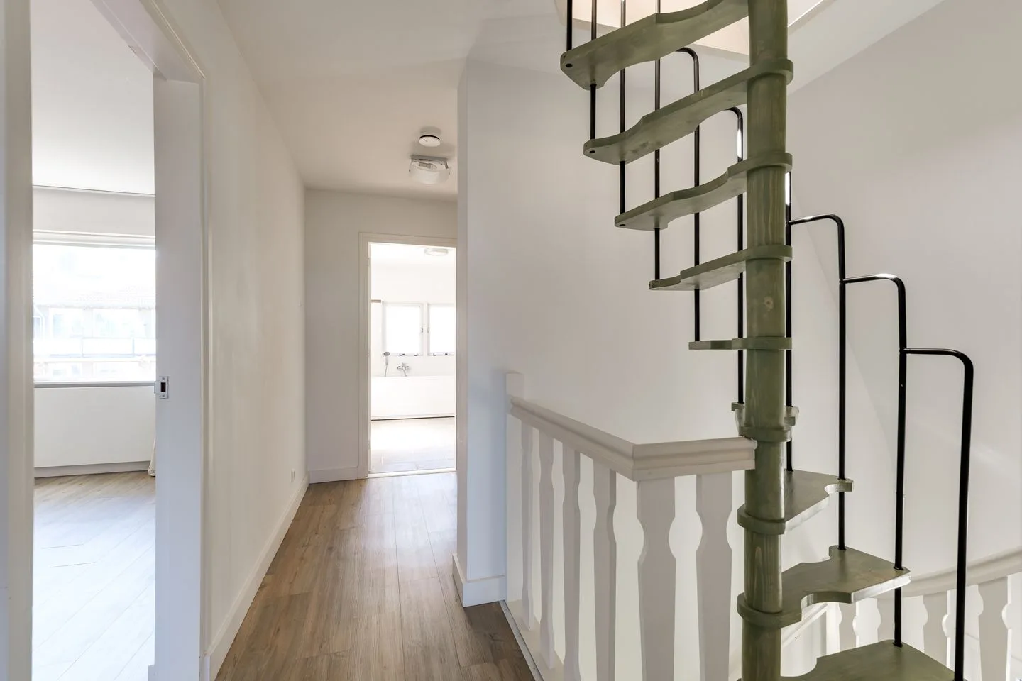 van Lodensteijnstraat 14 Voorburg thumbnail 7