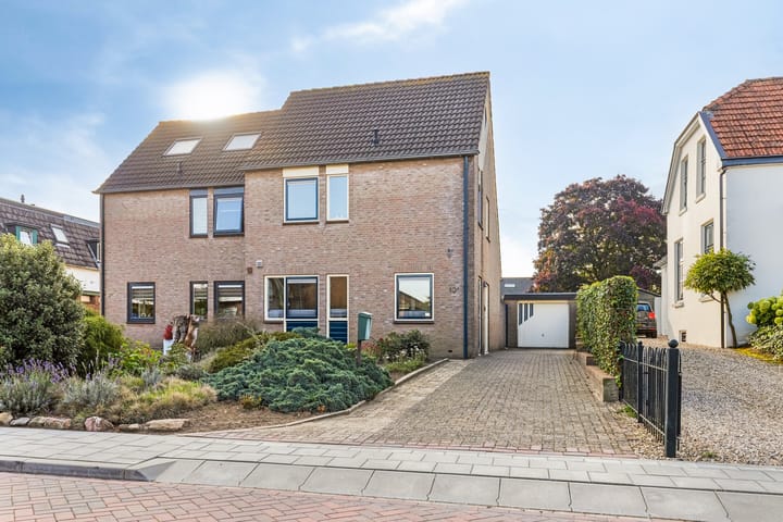 Foto de la vivienda van Lyndenstraat 10a, Millingen aan de Rijn