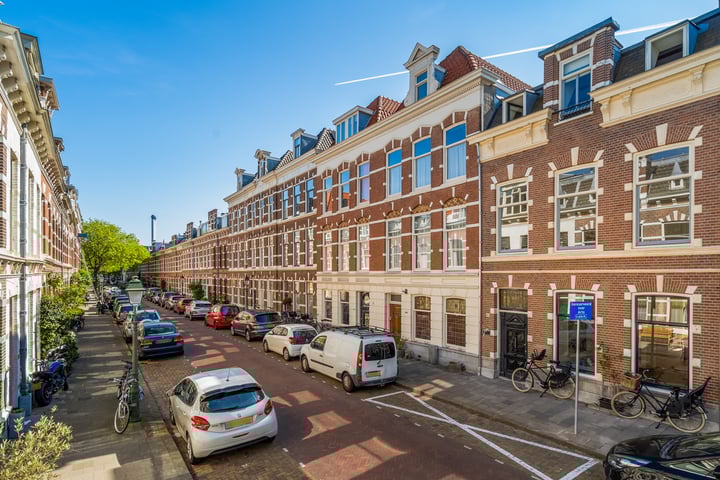 Van Merlenstraat 120 in 's-Gravenhage foto