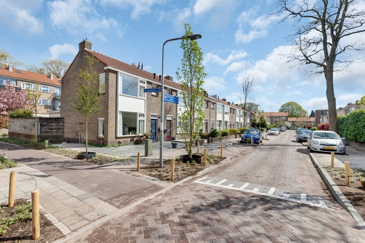 Van Nijenrodestraat 32 in Hilversum foto