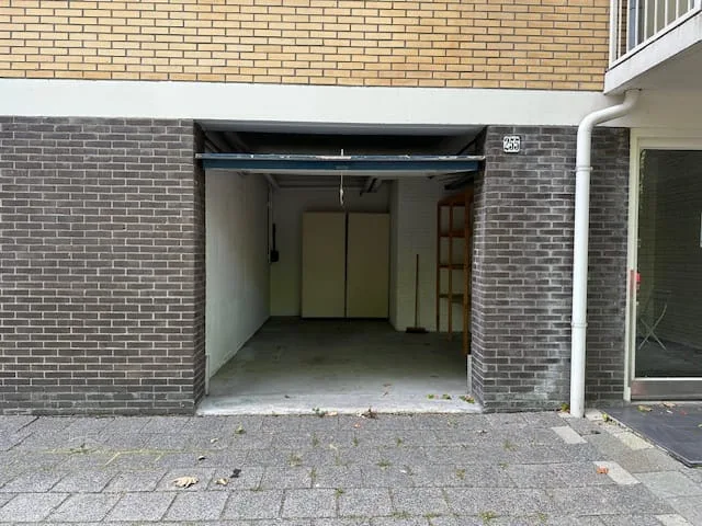 Van Nijenrodeweg 255 in Amsterdam