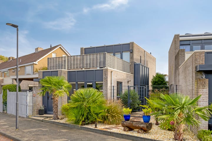 van Ostadelaan 13B in Heerhugowaard Foto