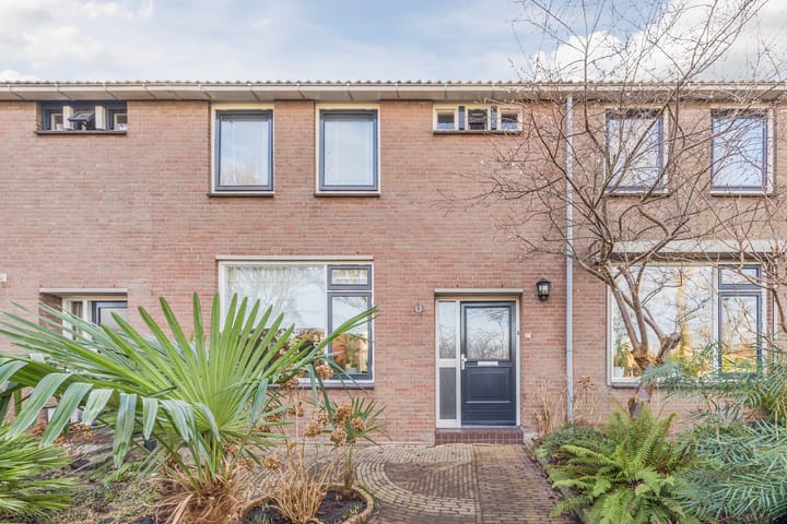 Photo of property Van Polanenstraat 27, De Lier