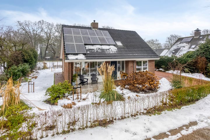 Photo of property Van Royenstraat 5, Diever