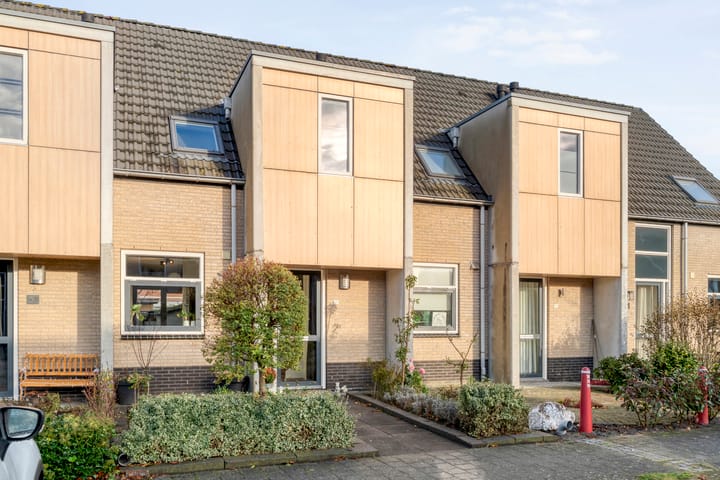 Photo of property Van Sandickstraat 35, Dedemsvaart