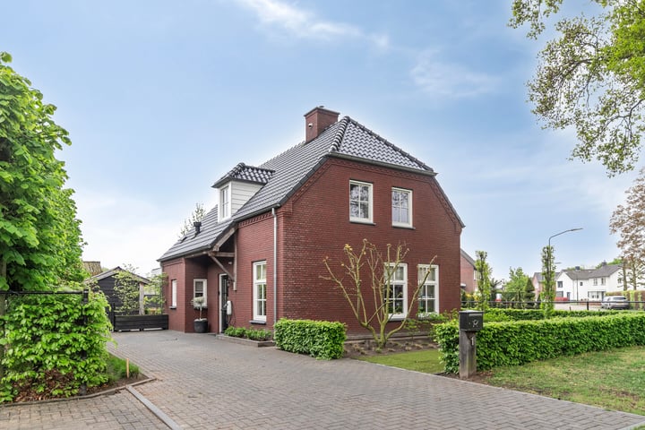 Van Sevenbornlaan 1 in Soerendonk Foto