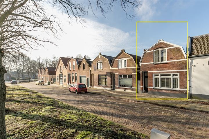 van Steelandtstraat 13 in Zevenbergen Foto