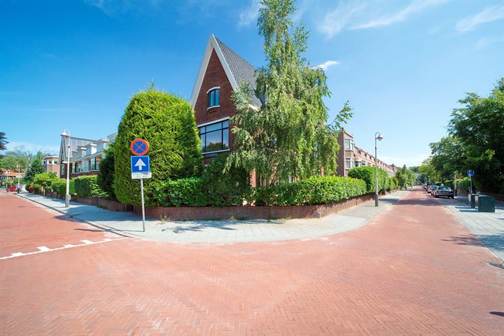 Van Stienhovenstraat 1 dans 's-Gravenhage photo