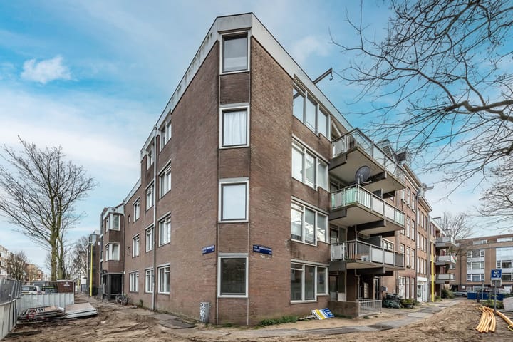 Van Swindendwarsstraat 61 in Amsterdam Foto