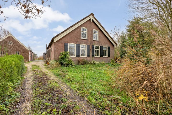 Van Teylingenweg 143 in Kamerik