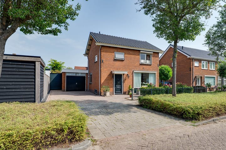 van Tienhoven van de Boogaardstraat 17 in Werkendam foto