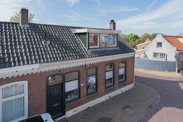 van Tilburghstraat 18 in Driewegen Foto