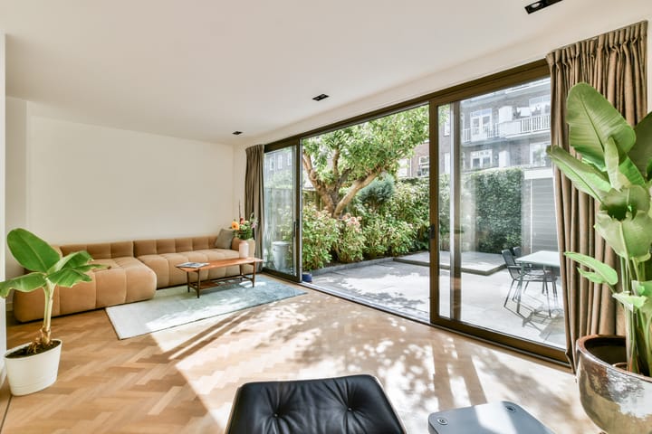 Van Tuyll van Serooskerkenweg 33-H in Amsterdam foto