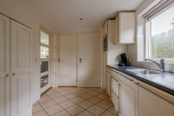 Van Voortstraat 11 Surhuisterveen thumbnail 10