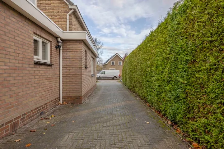 Van Voortstraat 11 Surhuisterveen thumbnail 34